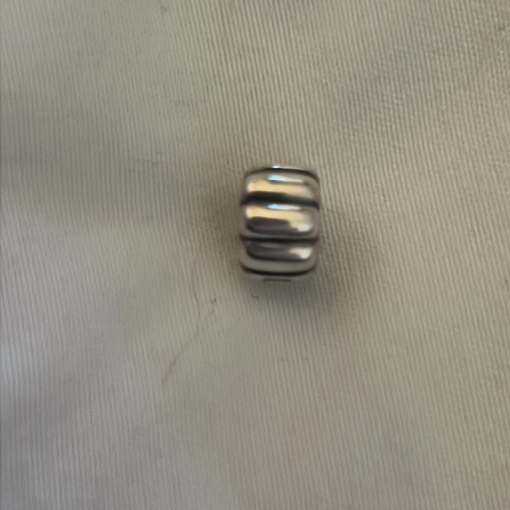 Pandora clip charm, silver, retired, authentic